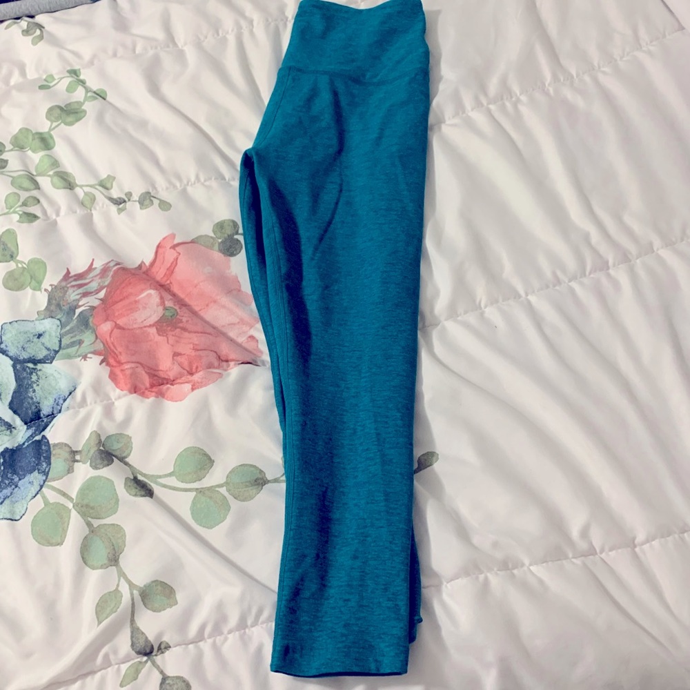Beyond yoga pants, size medium.